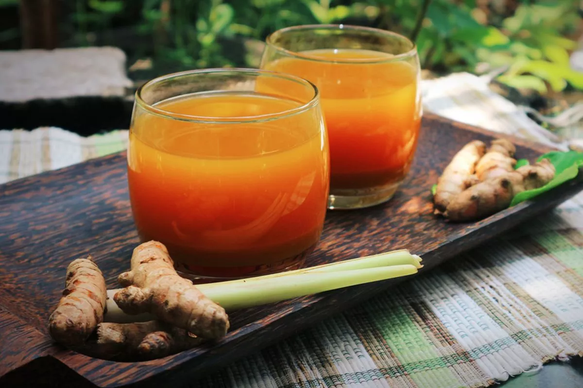 Resep Jamu Kunir Asem Praktis Menggunakan Kunyit Bubuk Tanpa Parut