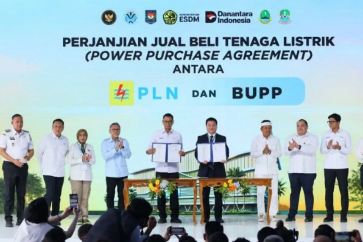 PLN Siap Serap 223 Ribu MWh Listrik Sampah di Bekasi