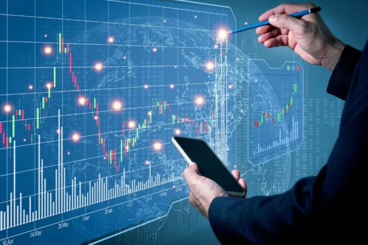 IHSG Perkasa Naik 1,2 persen, Berikut Daftar Saham Top Gainers LQ45