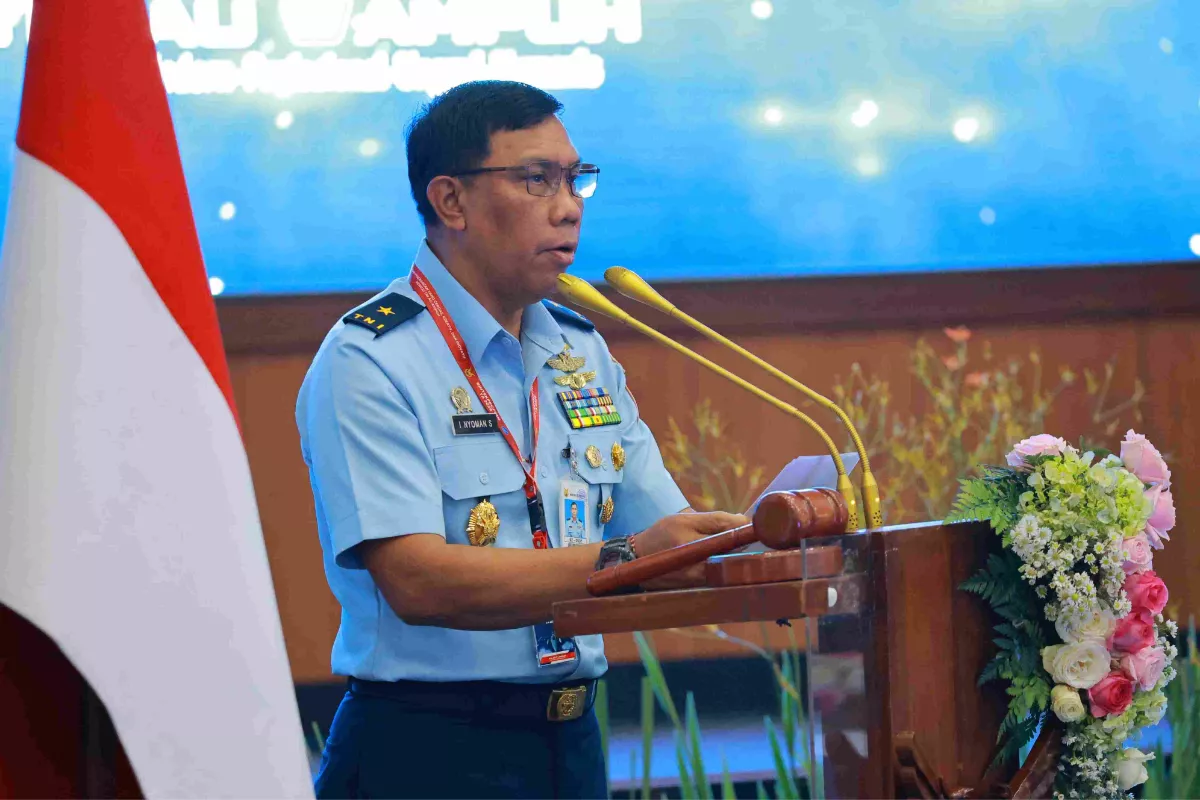Boeing 737 TNI AU Angkut 2 Ton Logistik Korban Gempa NTT
