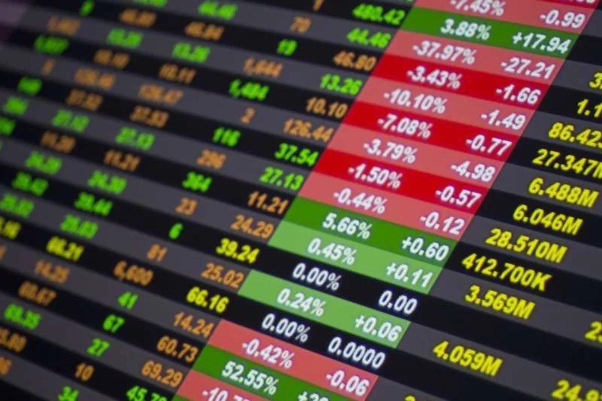 IHSG Menguat Ikuti Bursa Asia, Menanti Data PDB Kuartal II