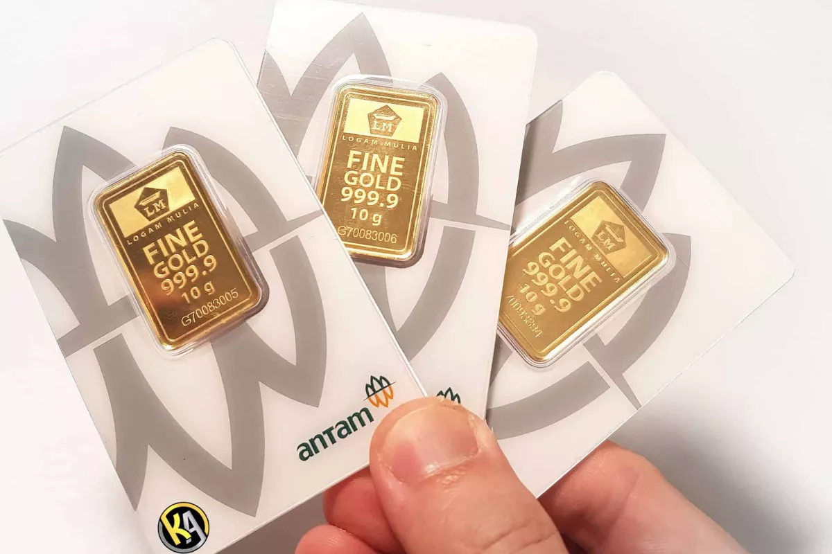 Harga Emas Antam Naik Rp15.000 ke Rp2.640.000 per Gram, Buyback Rp2.345.000