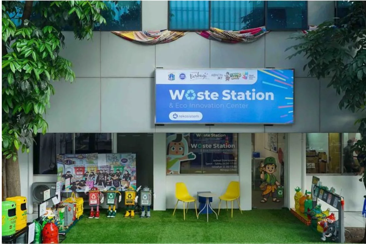 Toyota Hadirkan Waste Station di Balai Kota DKI Jakarta
