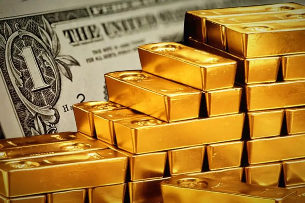 Harga Emas Pegadaian Stabil, Emas Dunia Turun di Bawah US$4.000