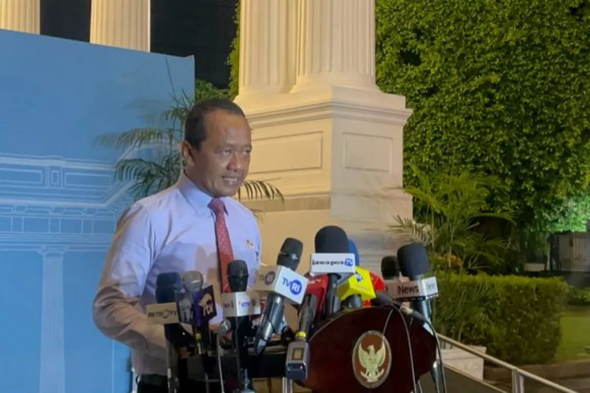 Bahlil Sebut Pemerintah Masih Kaji Insentif Kenaikan Pertamax