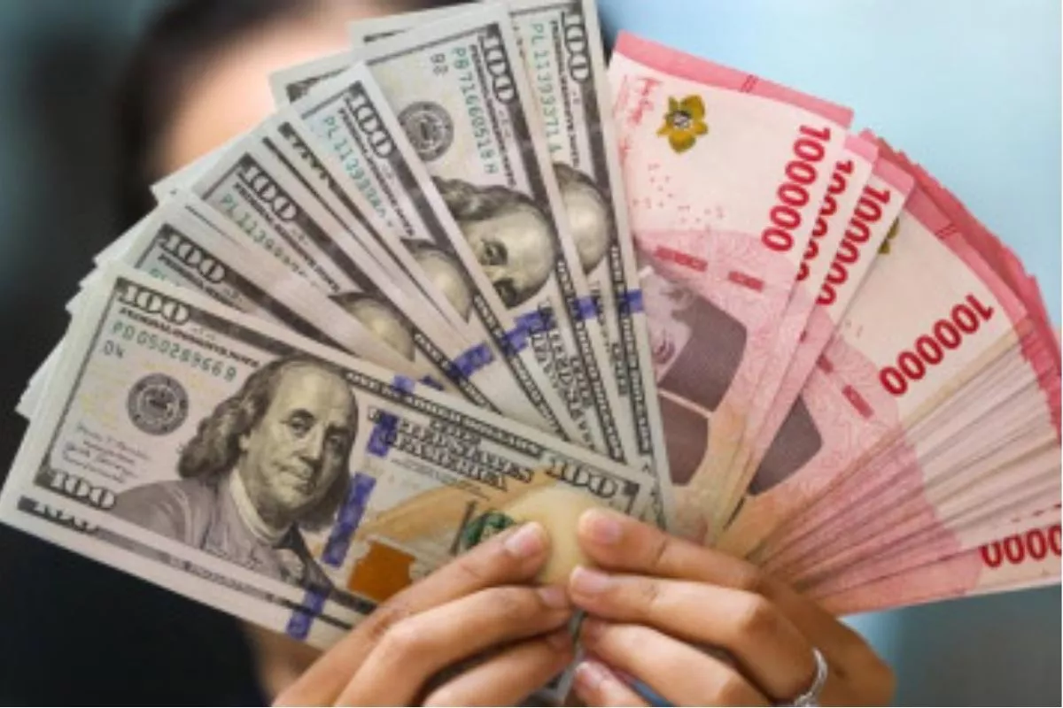 Rupiah Penutupan Pekan Ini Menguat ke Level Rp17.642 per Dolar AS