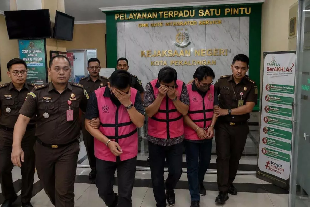 Kejari Pekalongan Tahan 4 Tersangka Kasus Korupsi Perumda Tirtayasa