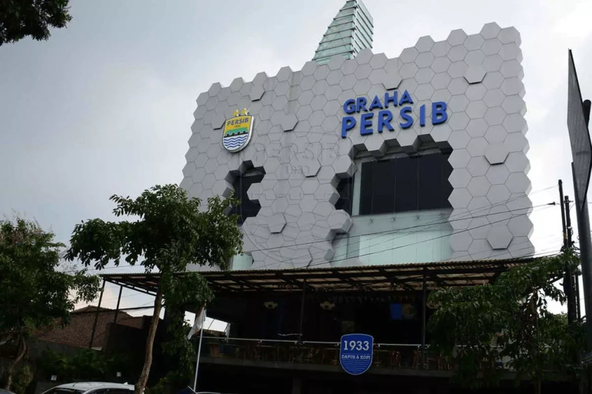 Respons Manajemen Persib Terkait Sanksi FIFA Kasus Eks Pelatih Rene