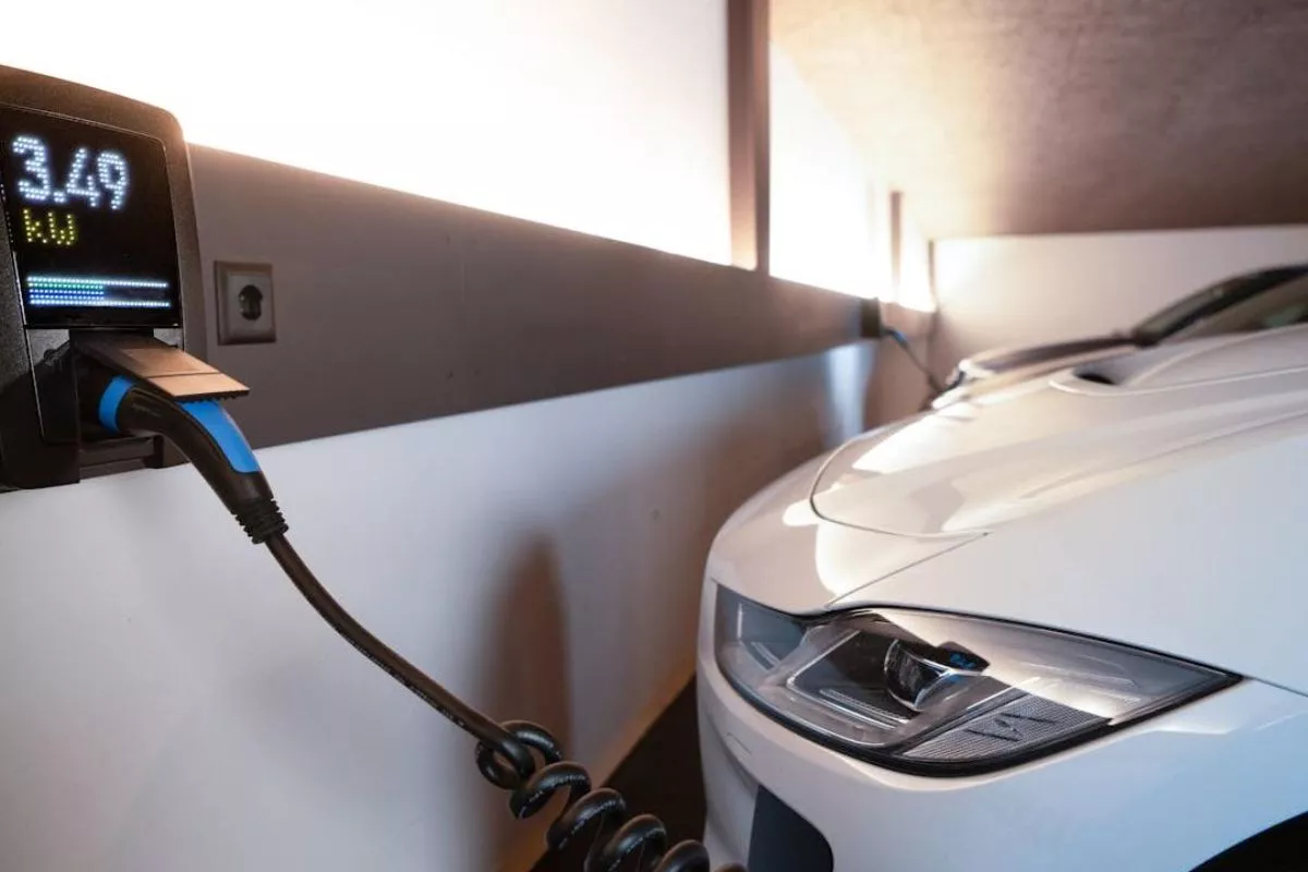 Mobil Listrik Murni Dapat Insentif PPN, Hybrid Resmi Dicoret