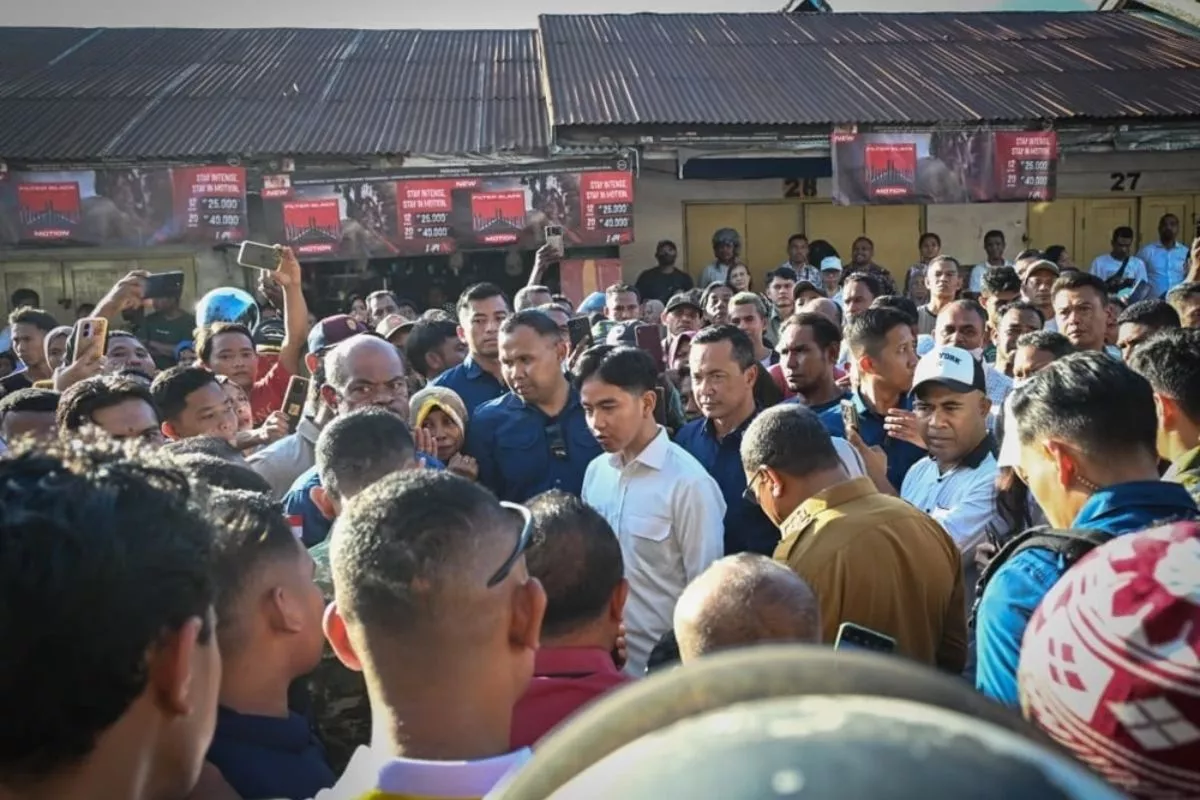Gibran Pastikan Kesiapan Operasional Pasar Lama Mbongawani di Ende