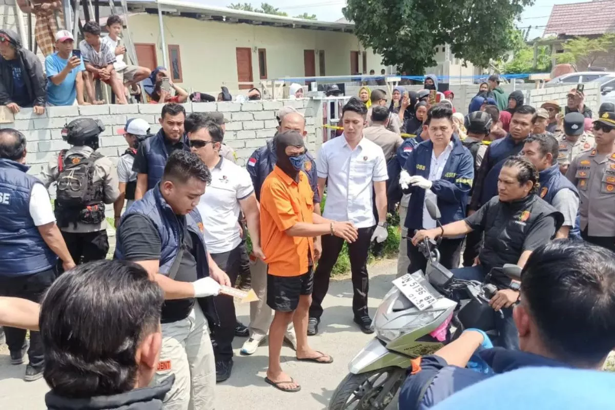 Polisi Gelar Pra Rekonstruksi Pembunuhan Satu Keluarga di Duyu Palu