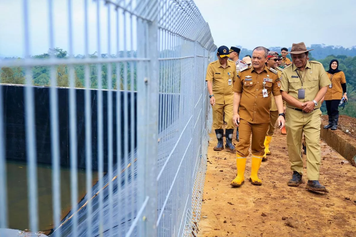 Pembangunan Infrastruktur Jawa Tengah Pacu Ekonomi di HUT Ke-81