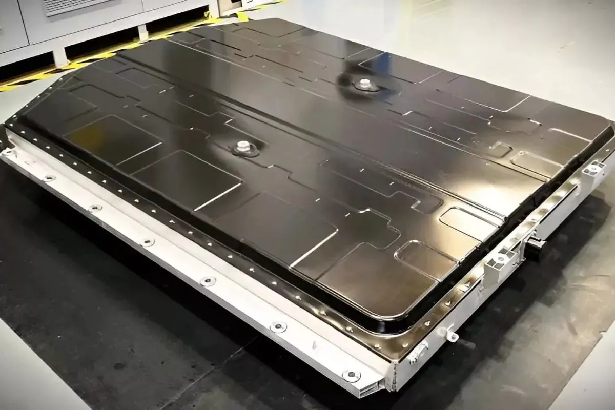Baterai EV Solid-State China Bisa Terisi Penuh dalam 3 Menit