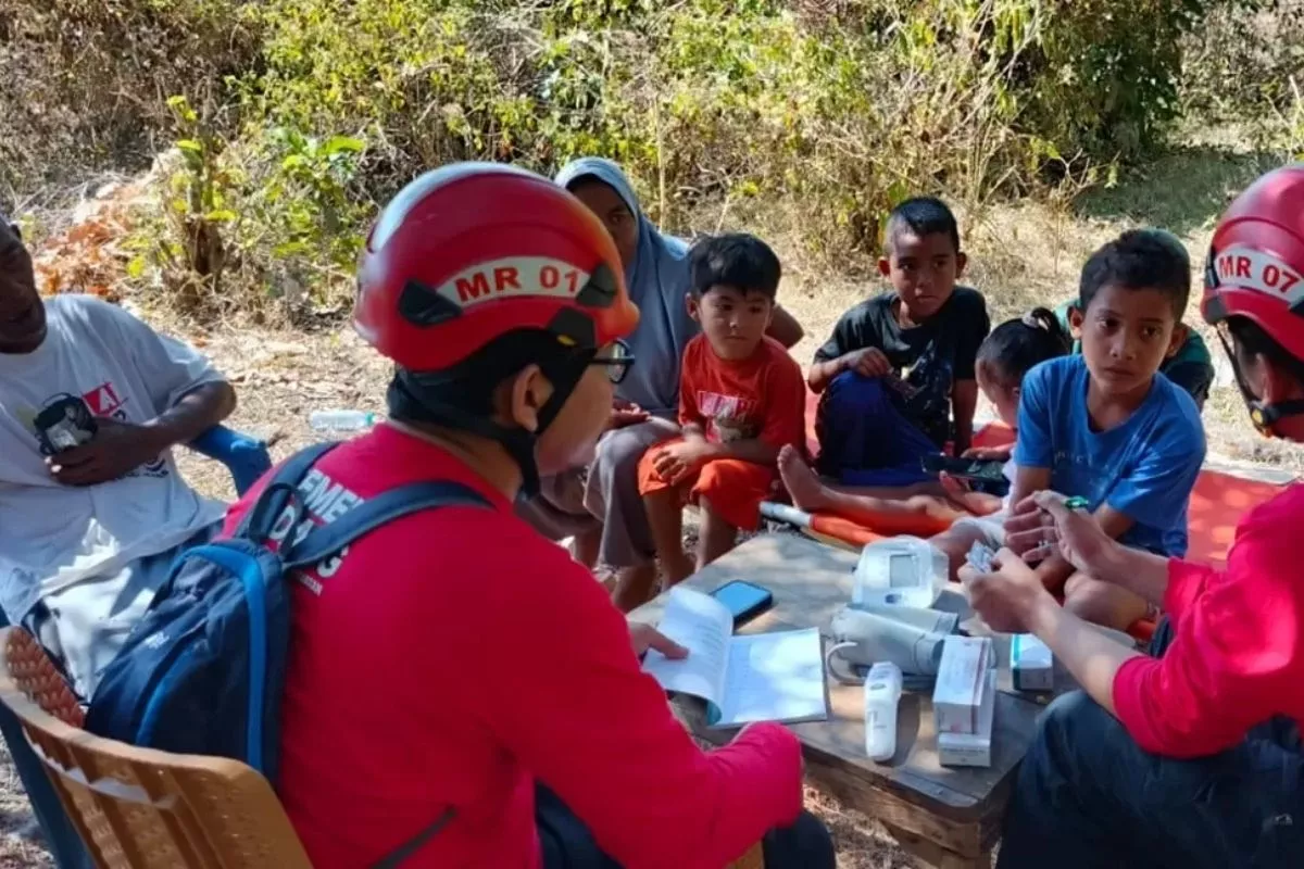 Semen Padang Kirim Tim Kemanusiaan Bantu Korban Gempa di NTT