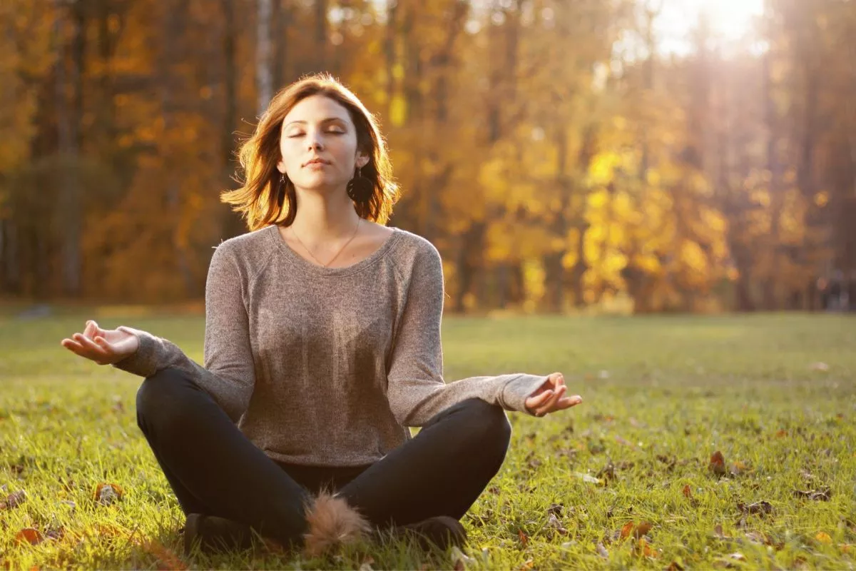 8 Langkah Melatih Mindfulness agar Pikiran Menjadi Lebih Tenang dan Fokus