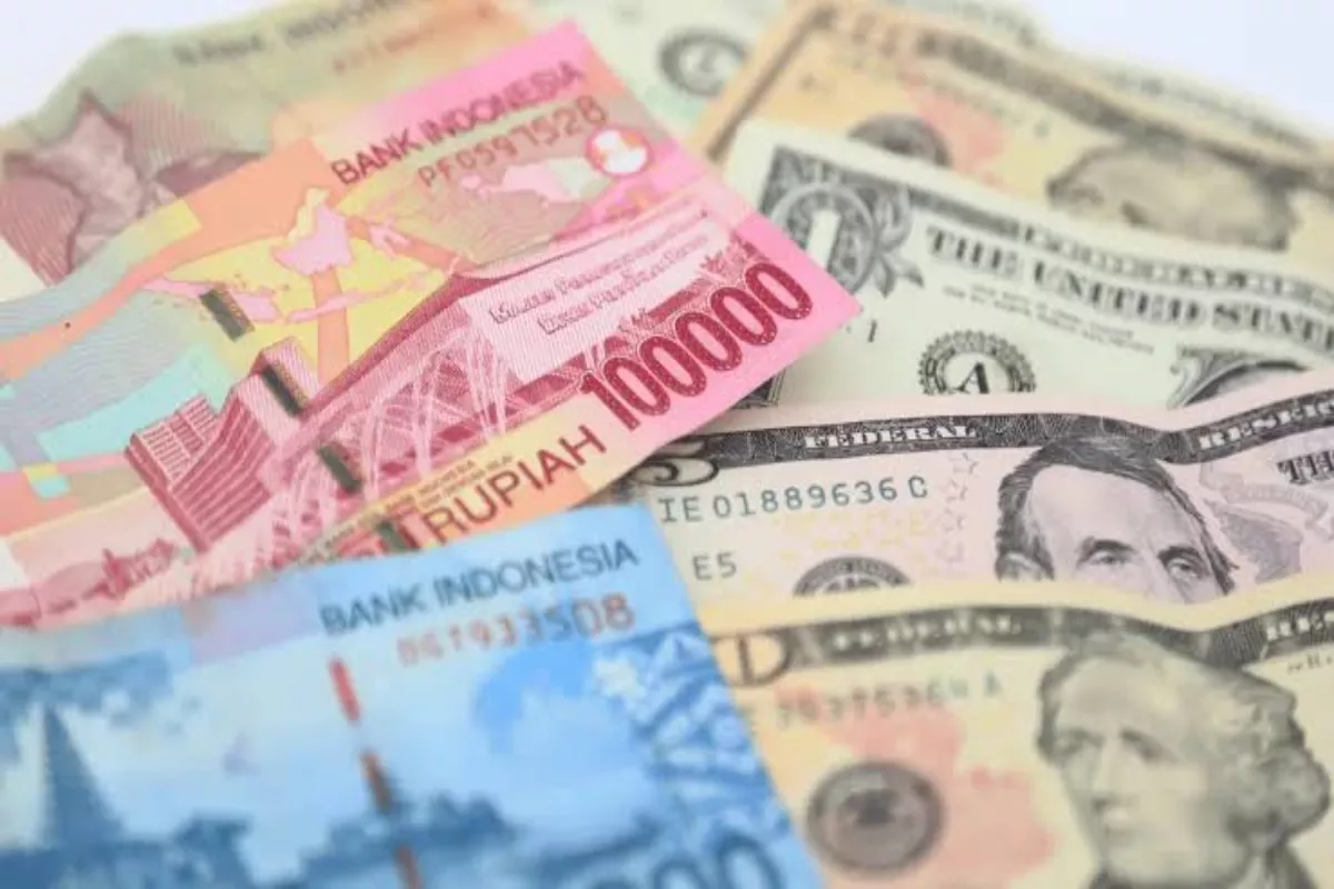 Proyeksi Pergerakan Kurs Rupiah Atas Dolar AS Hari Ini 13 Agustus 2026