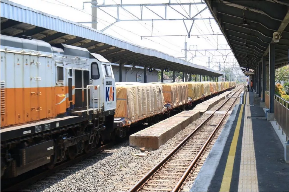 Layanan Kereta Petani dan Pedagang KAI Jangkau 35.843 Pelanggan