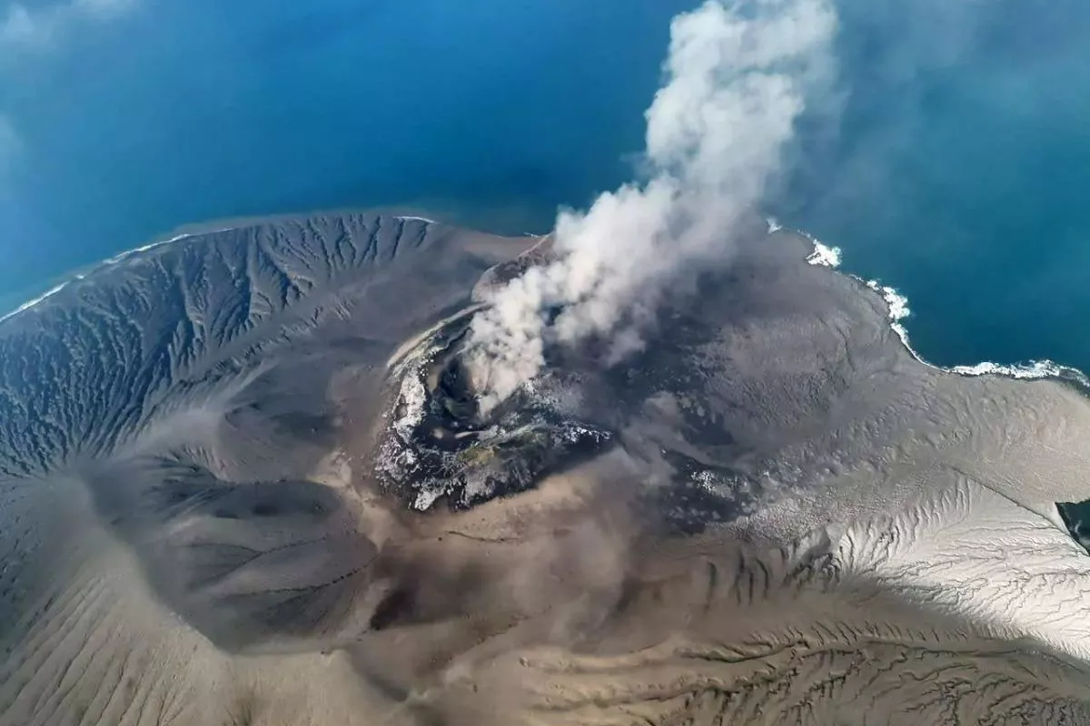 Atasi Abu Erupsi Anak Krakatau, BNPB Disiagakan Gelar OMC