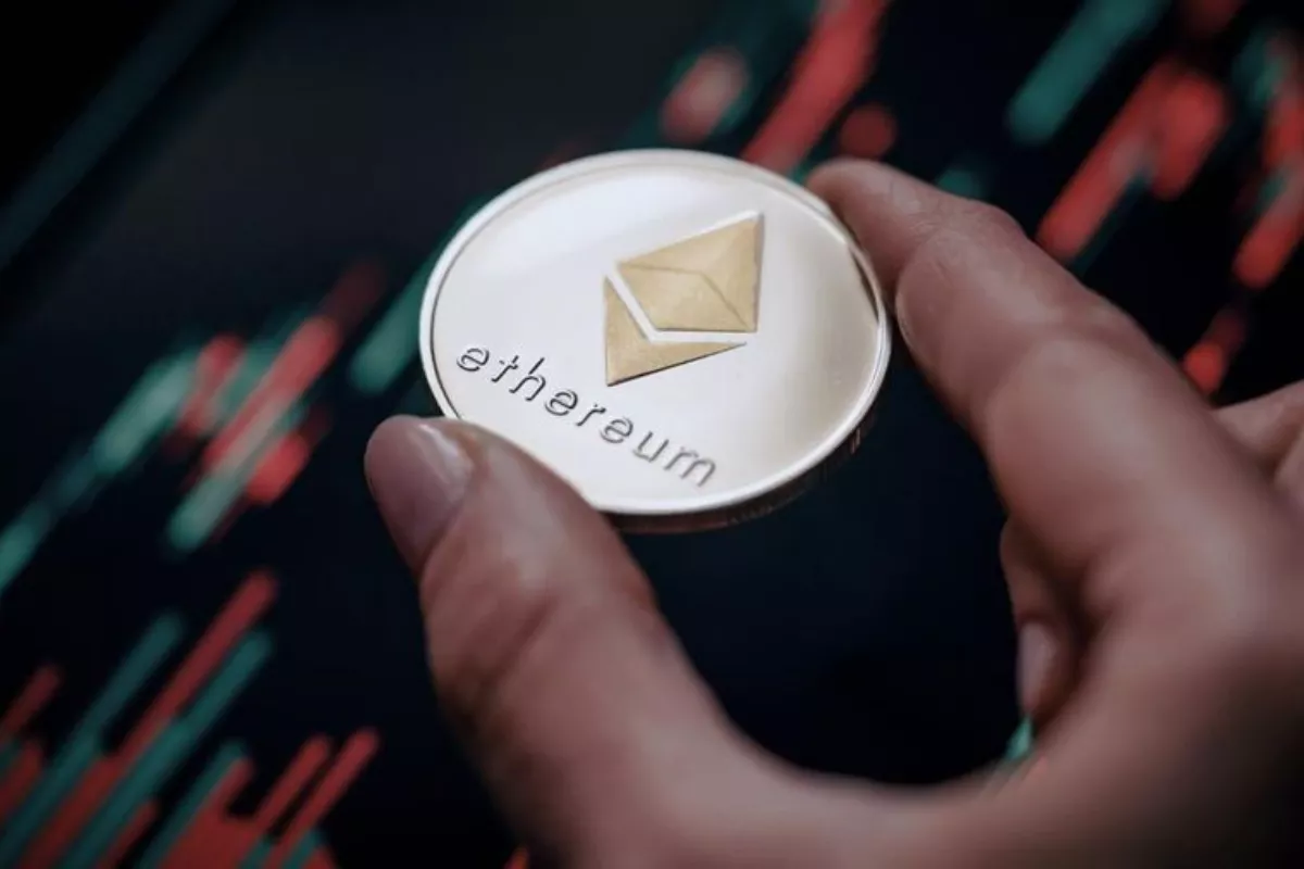 Harga Ethereum Hari Ini Bergerak Fluktuatif di Kisaran 1.647 Dolar AS