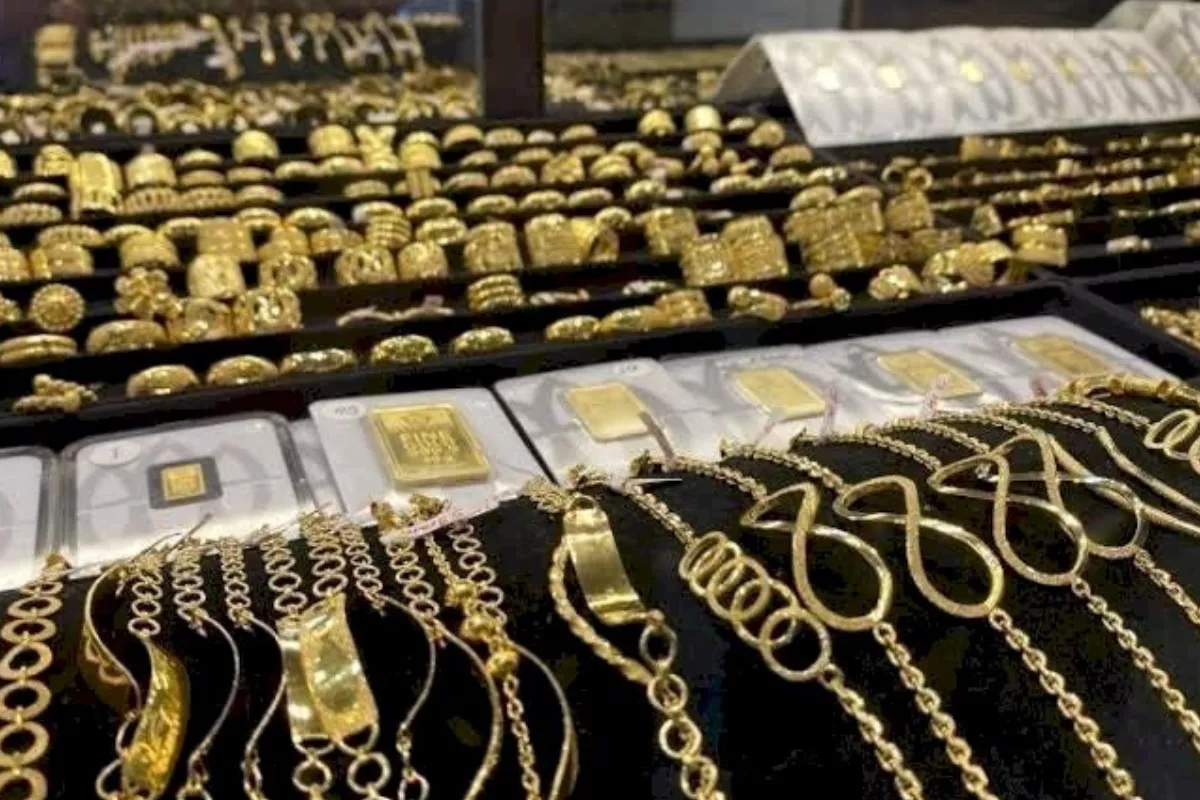 Harga Emas Perhiasan 21 Mei 2026 Turun dari Kadar 9K hingga 24K 