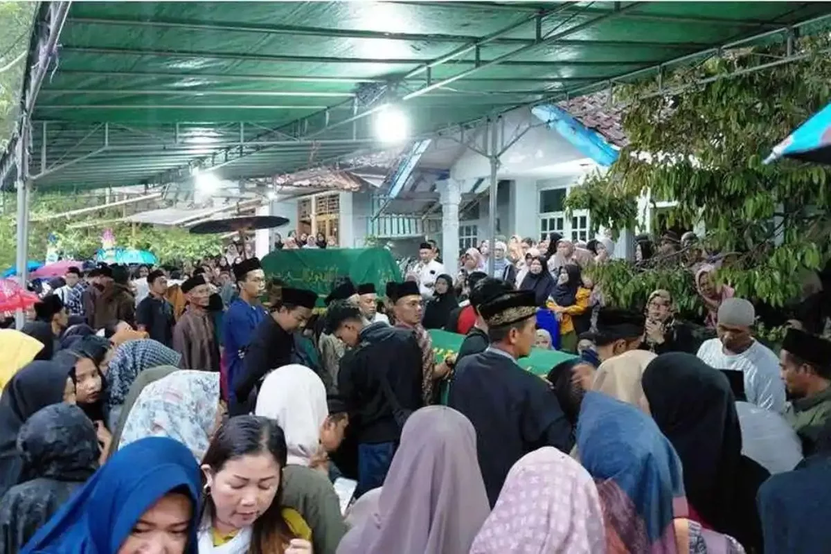Sekeluarga Tewas Keracunan saat Kamping di Temanggung