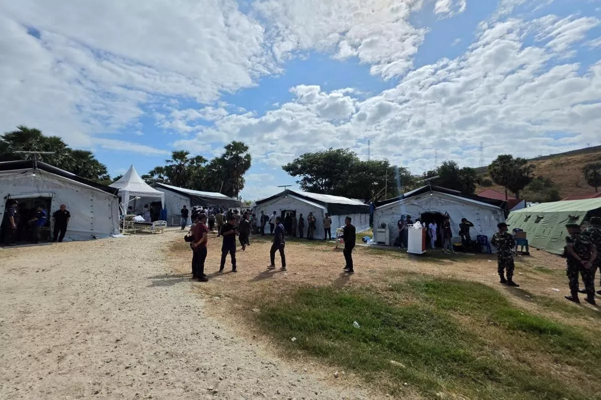 Pulihkan Faskes Pascagempa, Kemenkes Dirikan RS Lapangan di NTT