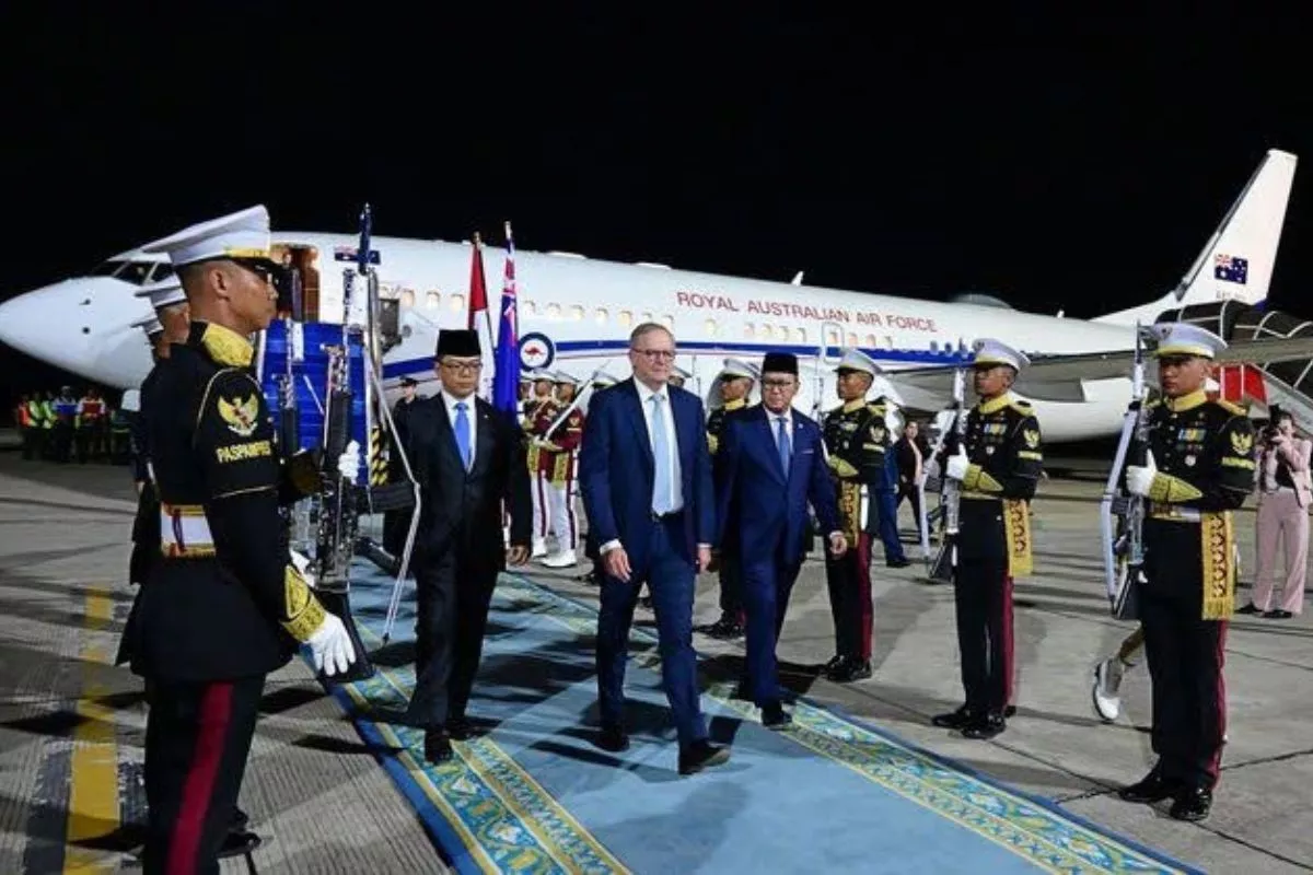 PM Albanese Sampaikan Duka Gempa NTT dan Selamat HUT ke-81 RI