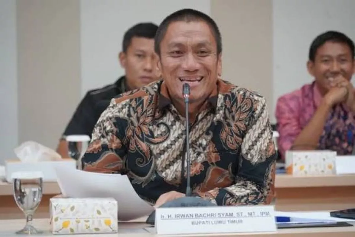 Bupati Luwu Timur Tinjau Pembangunan Pasar Tomoni Target Rampung 2026