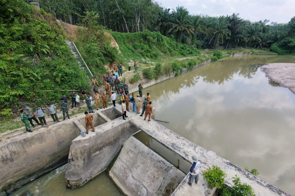 Bupati Asahan Tinjau 3 Proyek demi Tingkatkan Perekonomian Warga