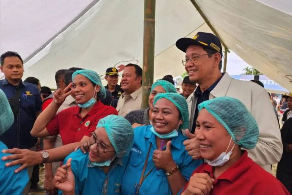 Kunjungi NTT, Menkeu Purbaya Pastikan Dana Bencana Cukup