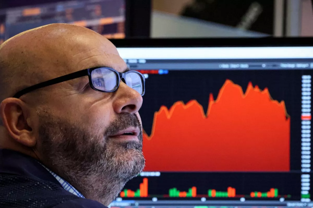 Harga Minyak Naik akibat Konflik, Wall Street Berakhir di Zona Merah