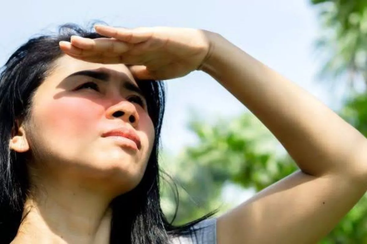Atasi Flek Hitam Membandel, Perawatan Light Therapy Kian Diminati