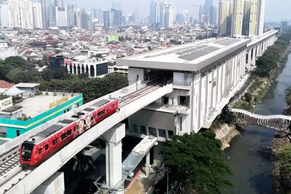 LRT Kelapa Gading-Manggarai Beroperasi, Tempuh Waktu 28 Menit