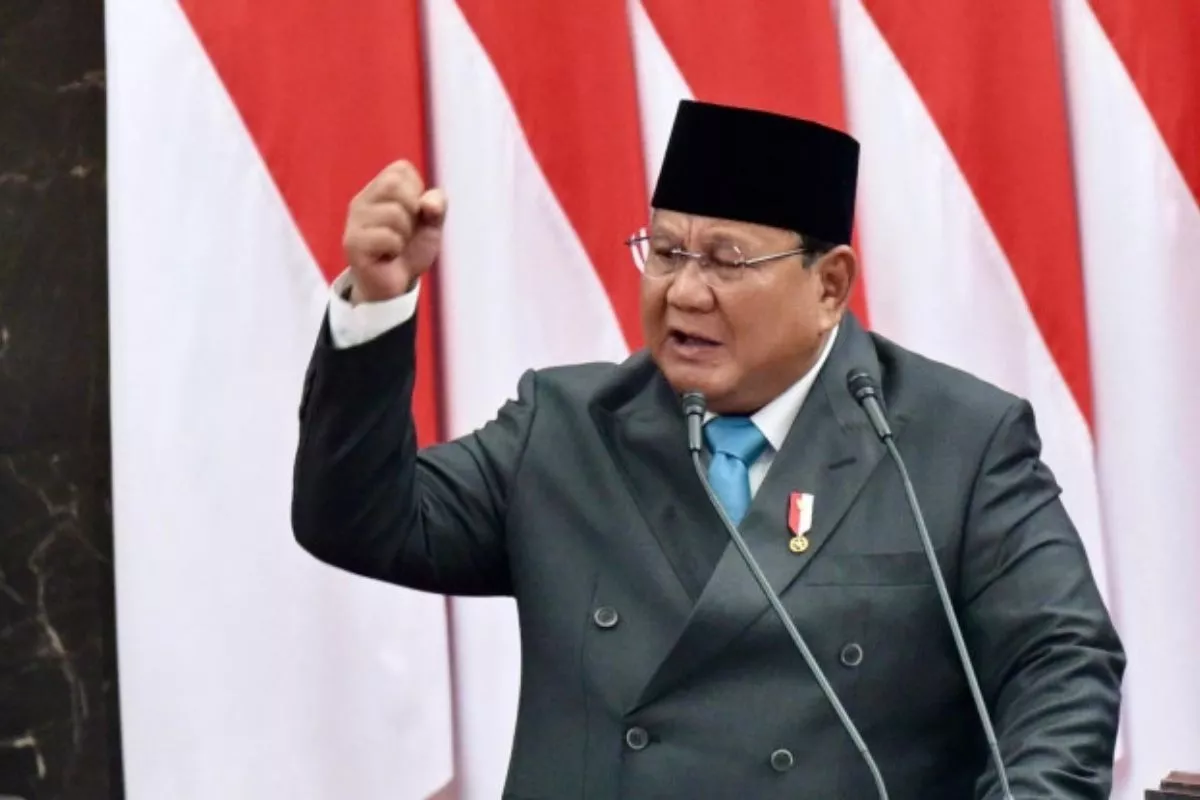 Respons Kritik Kunjungan Luar Negeri, Prabowo: Jokowi Juga Disalahkan