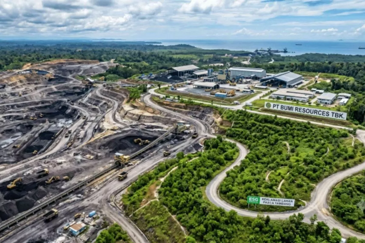 Bumi Resources Divestasi 3,03 Persen Saham CPM ke BRMS
