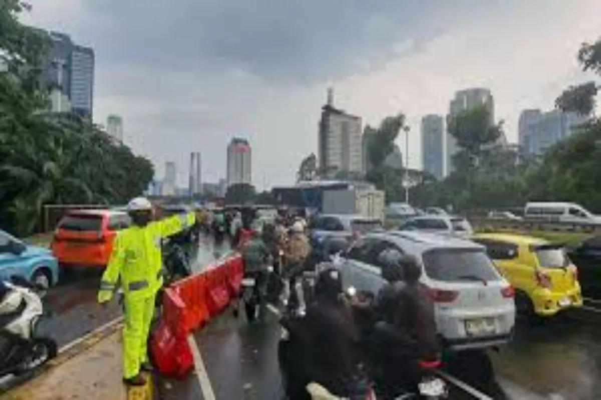 Pemilik Mobil Listrik Jakarta Tetap Bebas Pajak dan Ganjil Genap
