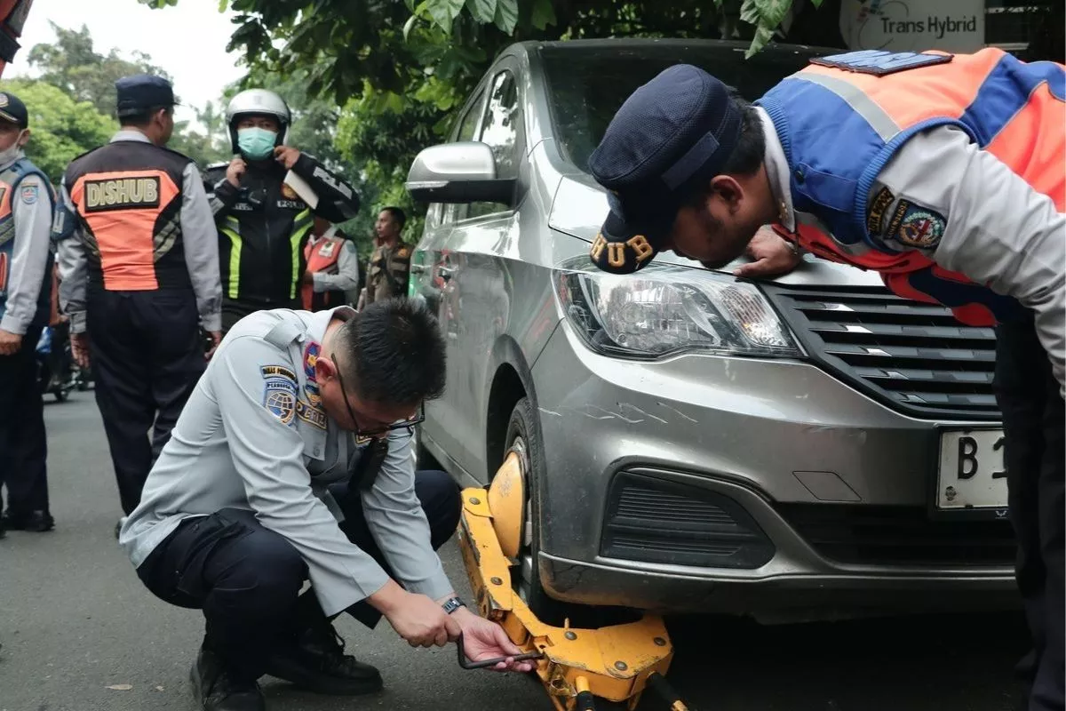 Parkir Liar di Margonda Depok Bakal Dikempiskan hingga Diderek