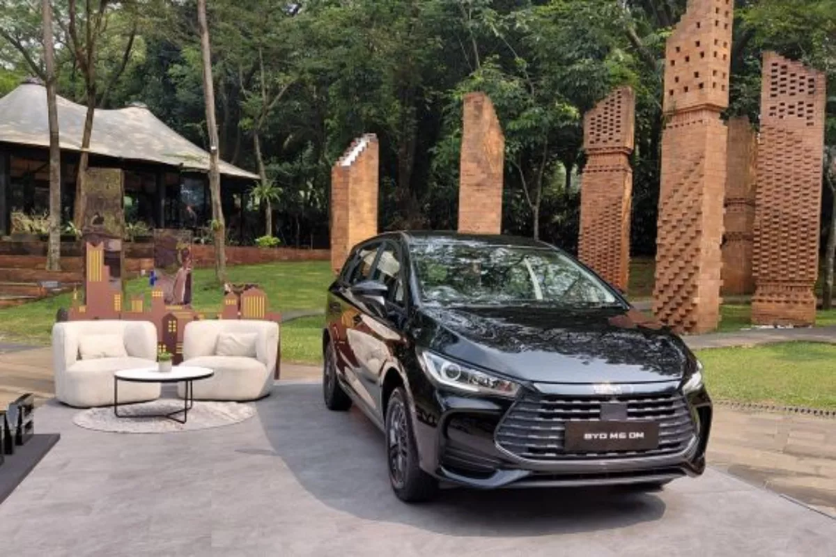 Harga BYD M6 DM Resmi Diumumkan: Dibanderol Mulai Rp 298 Juta