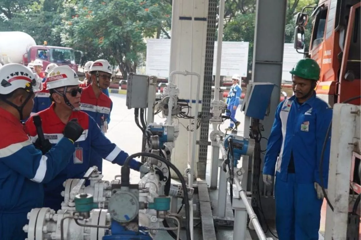Mochamad Iriawan Tinjau Terminal LPG Tanjung Sekong di Cilegon, Banten