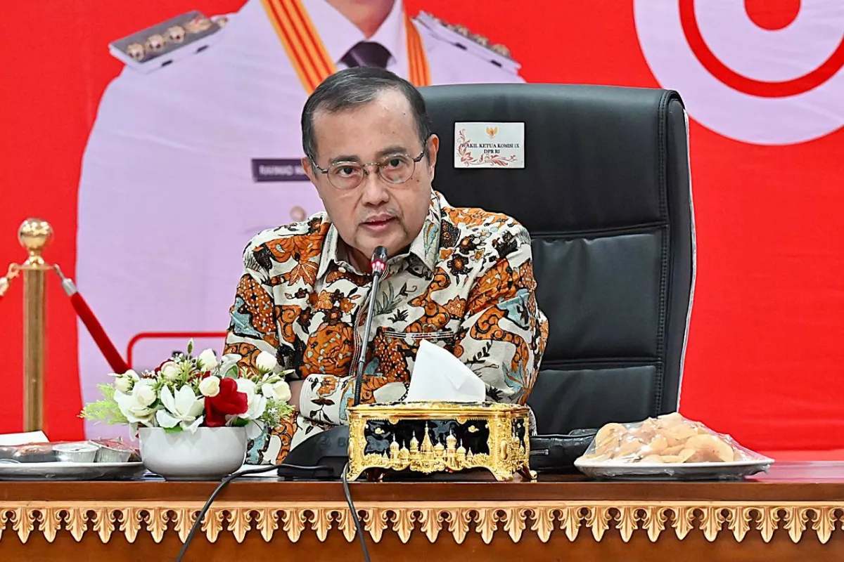 Erupsi Krakatau, DPR Minta Penjual Tidak Goreng Harga Masker