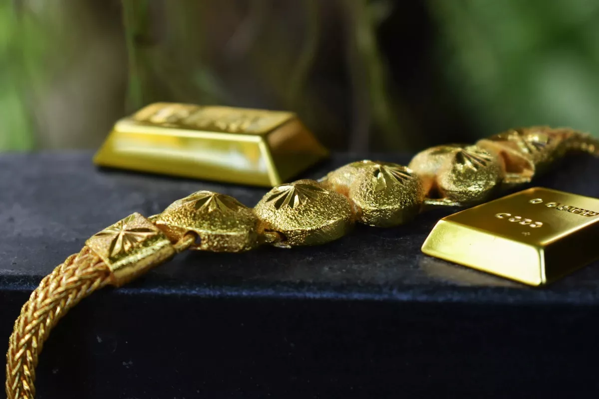 Perkembangan Harga Emas Tua Kadar 17K dan 24K Hari Ini 2 Juli 2026