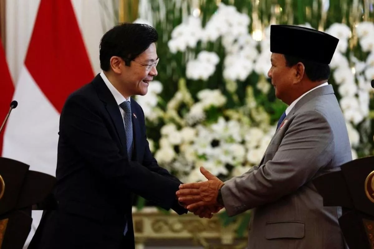 Bertemu PM Singapura, Prabowo Tekankan Pentingnya Diplomasi