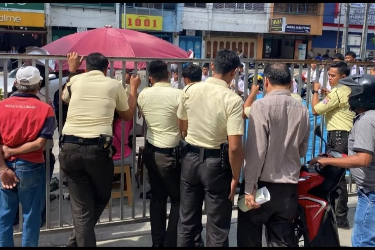Aksi Demo BNI Pematangsiantar Pengamat Ingatkan Layanan Perbankan