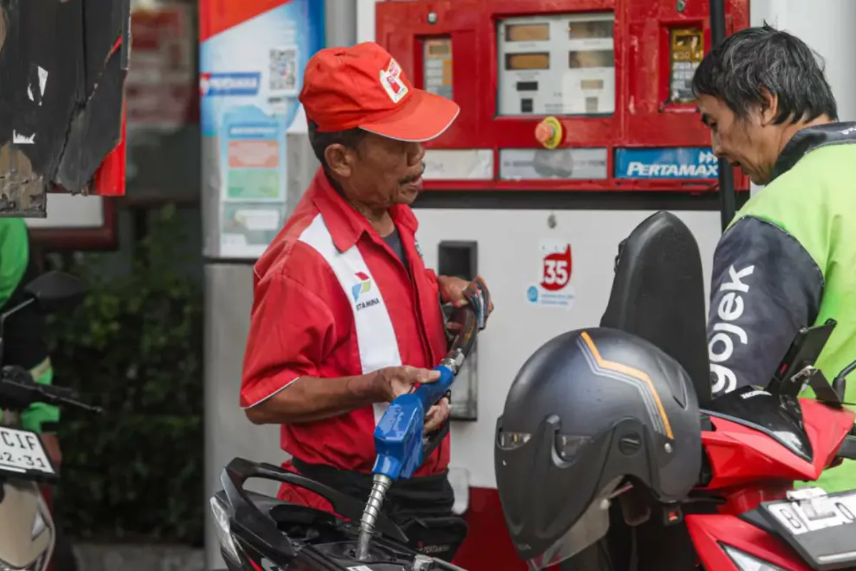 Komdigi Sebut APBN Bisa Terbebani jika Harga Pertamax Tidak Naik 