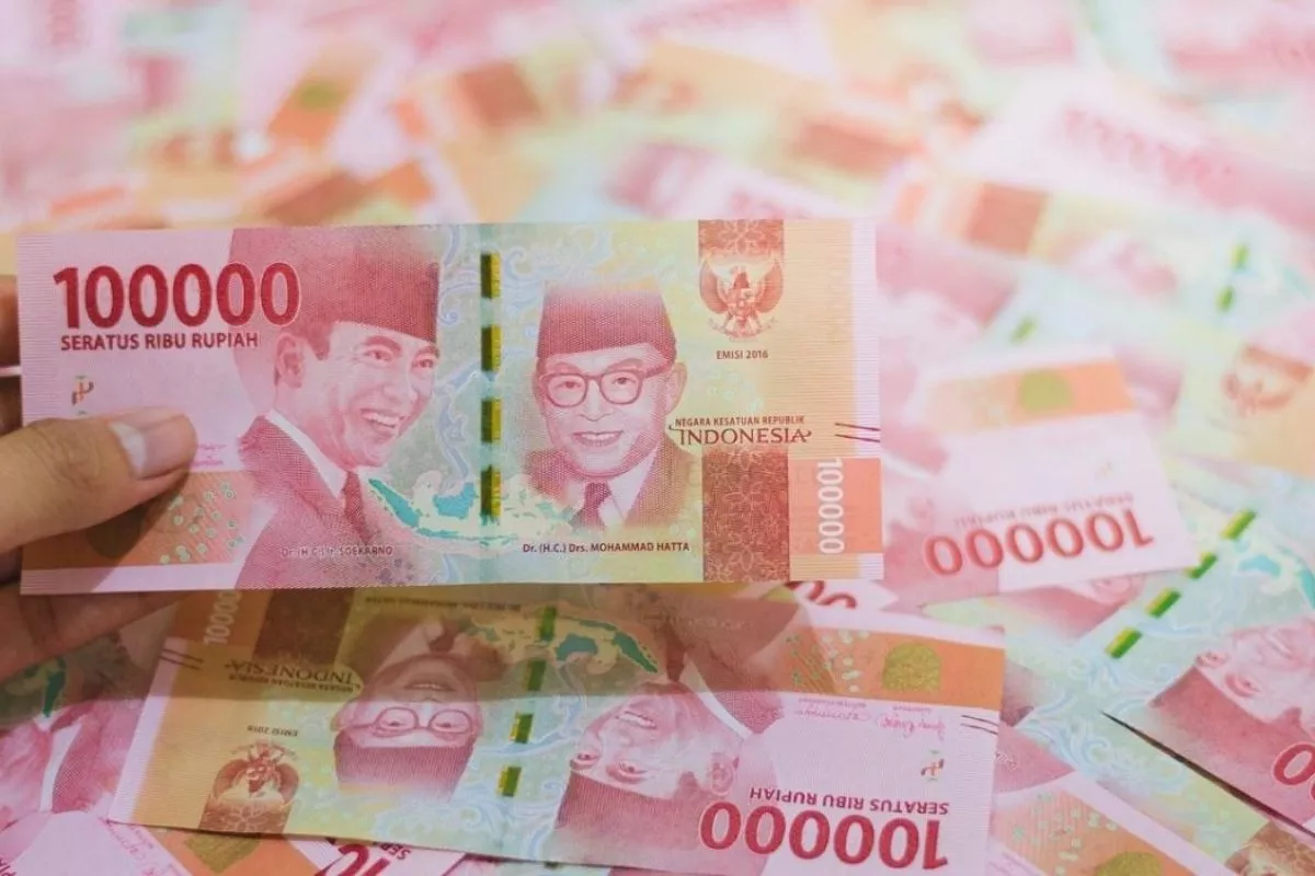 Rupiah Hari Ini Ditutup Menguat ke Rp17.963 per Dolar AS