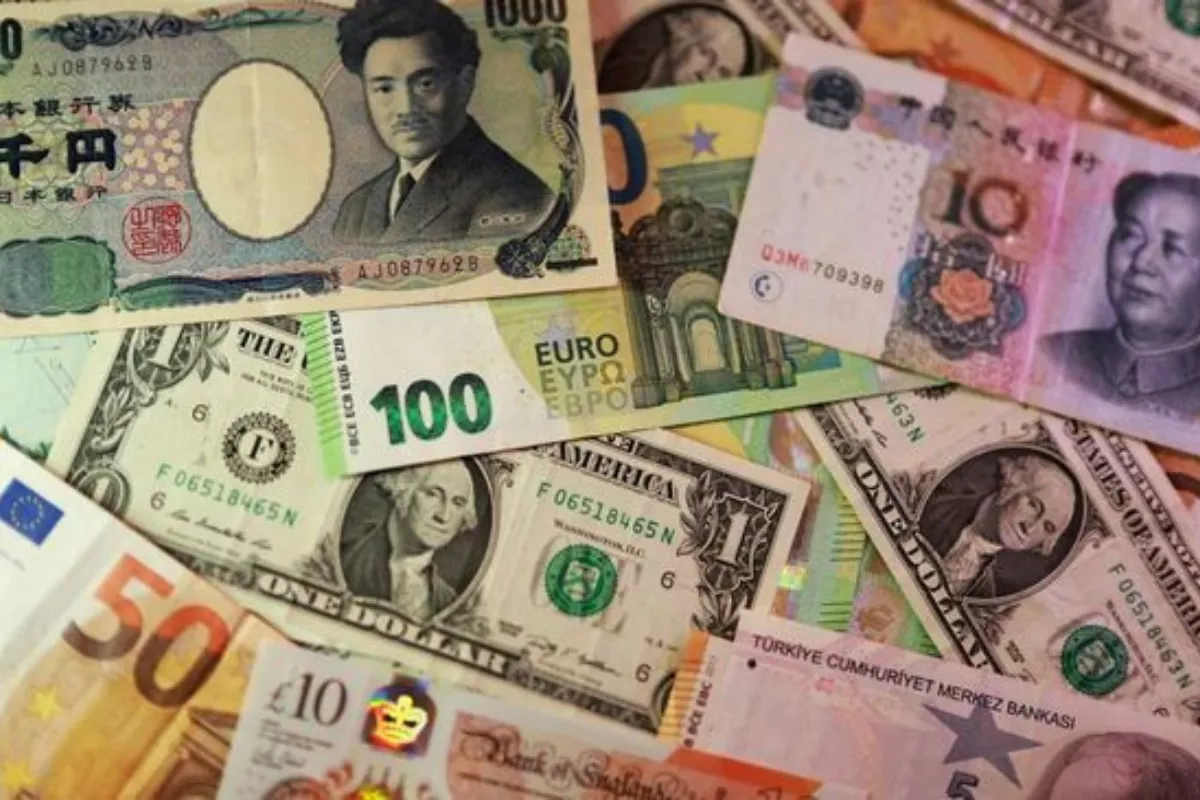 Suku Bunga The Fed Naik, Mata Uang Asia Ambruk Kecuali Yuan China
