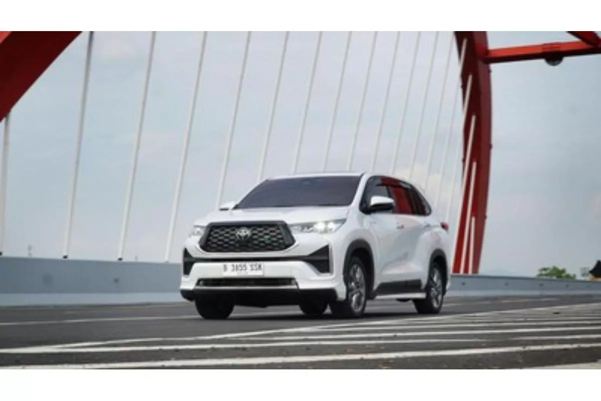 Baterai Produksi Lokal Bikin Harga Mobil Hybrid Toyota Lebih Murah