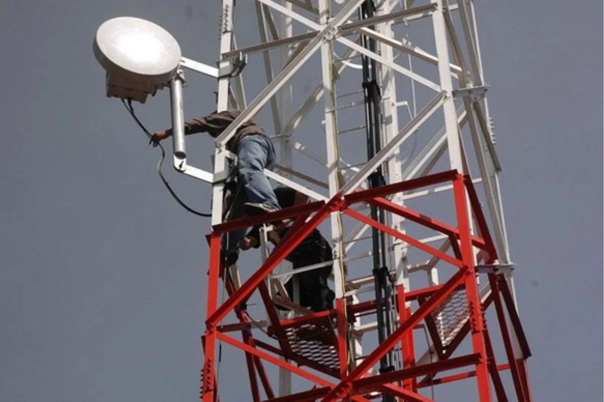 Industri Menara Stagnan, MTEL Ekspansi ke Bisnis Non-Menara