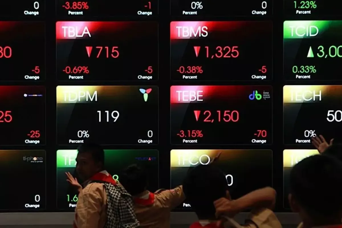 AS-Iran Damai dan Minyak Turun, IHSG Melonjak 4,12 Persen ke 6.254