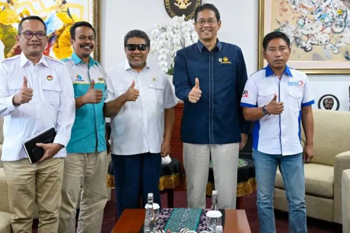Menkeu Purbaya Temui Said Iqbal Bahas Pajak JHT 0 Persen